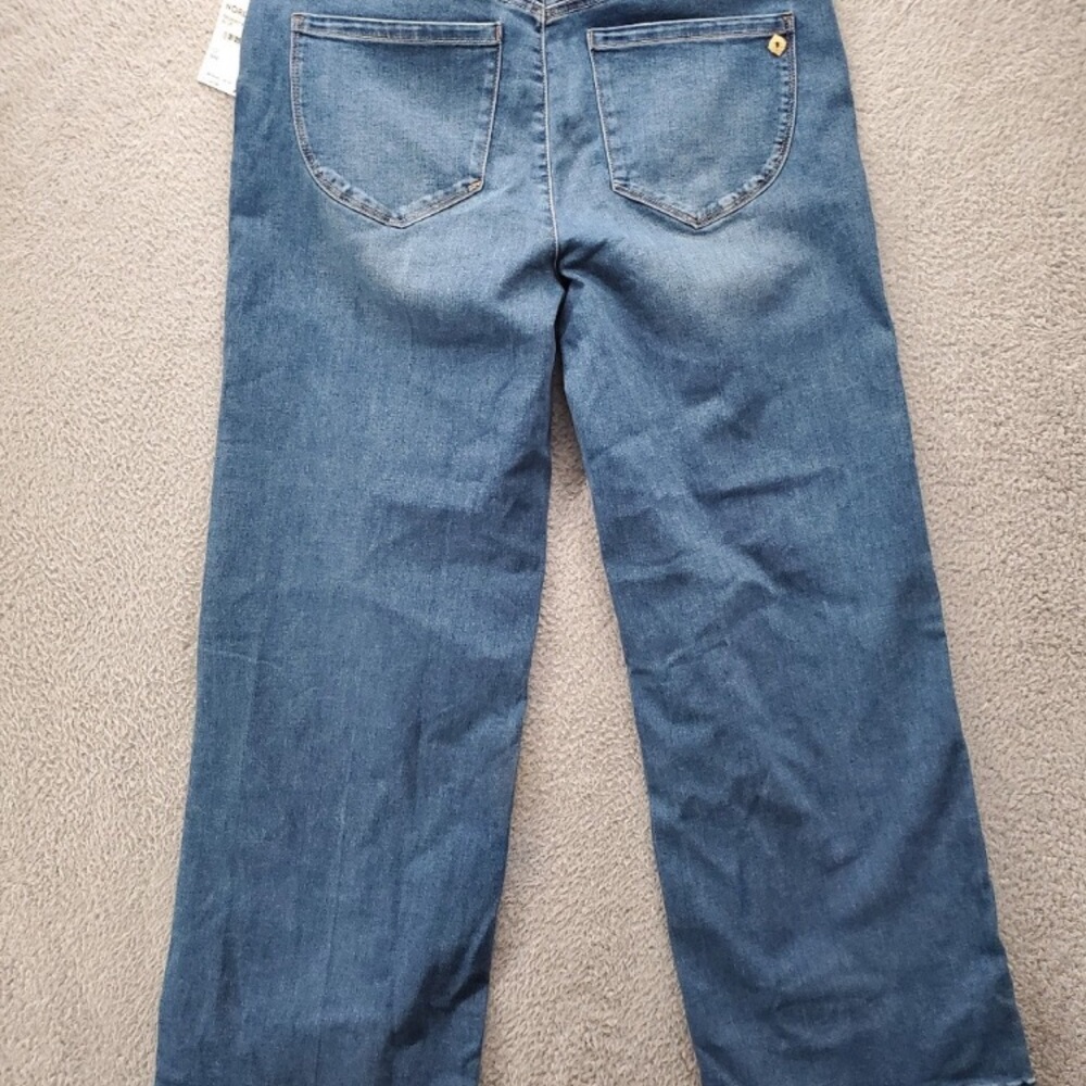 DEMOCRACY High Rise Wide Leg Jeans - Picture 7 of 10